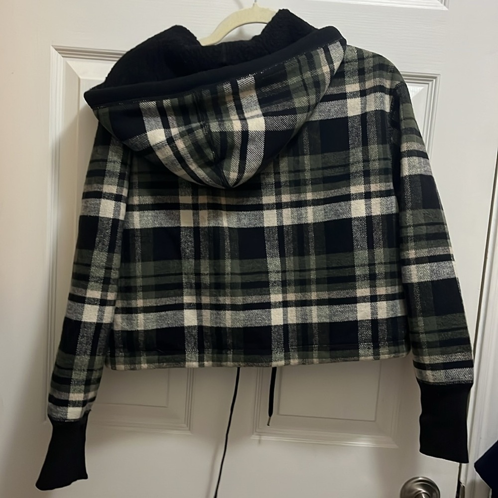 Women’s cropped plaid hoodie jacket by James Perse - Picture 5 of 5